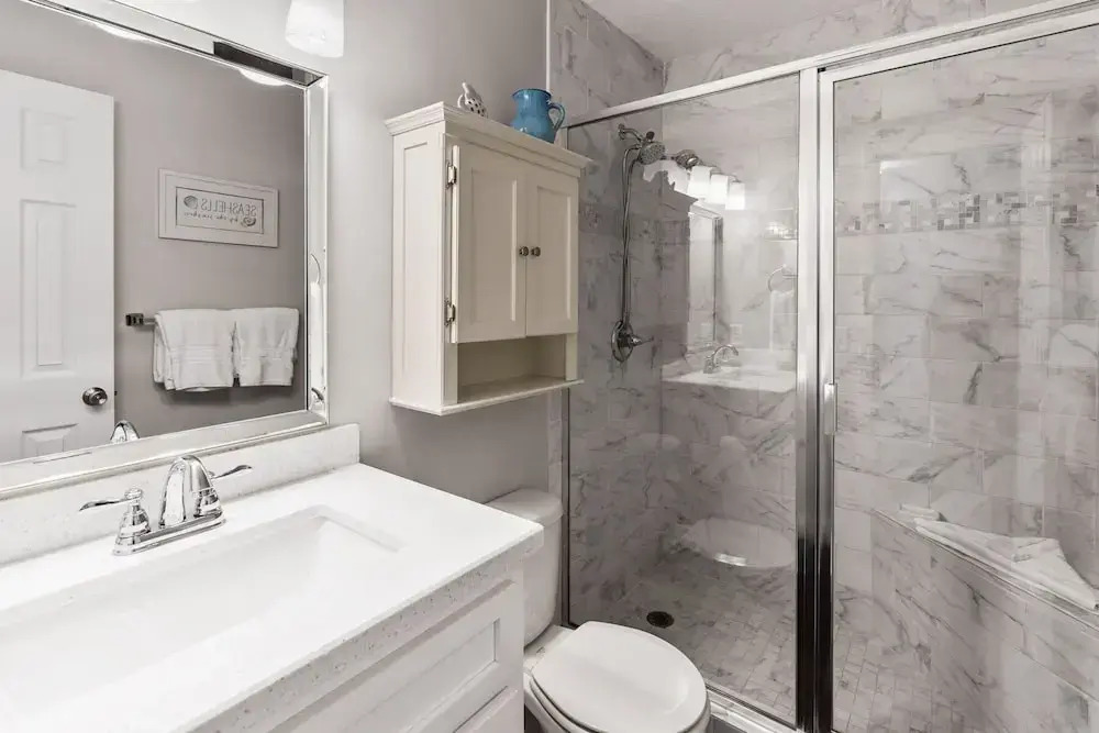 Salty Kiss 2 Bedroom Townhouse by RedAwning