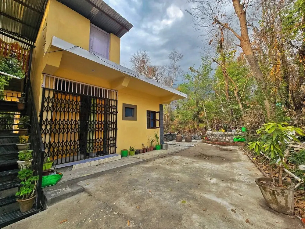 Dhauladhar Inn