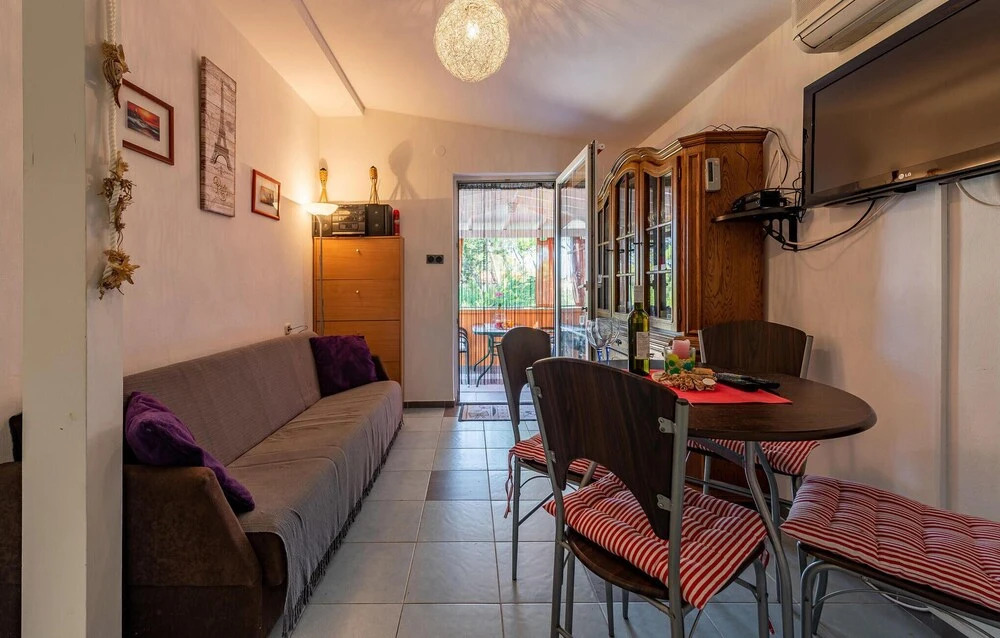 Nice Apartment in Vir With Wifi and 2 Bedrooms
