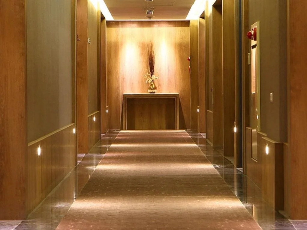 Imperial Dynasty Exquisite Hotel