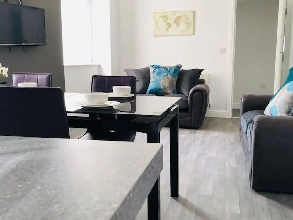 Townhouse @ 51 Balfour St -stoke