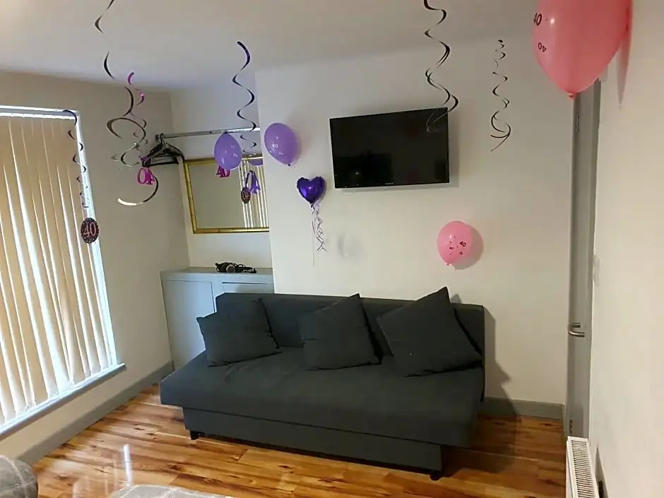 City Centre 5 double bedroom detached