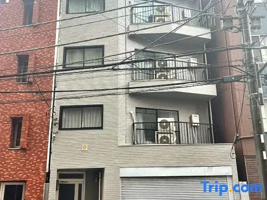 Louis Stage Asakusa II