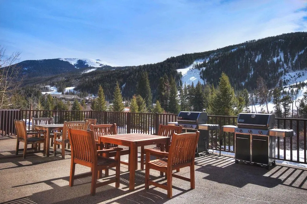 5983 Hidden River Lodge 3 Bedroom Condo by RedAwning