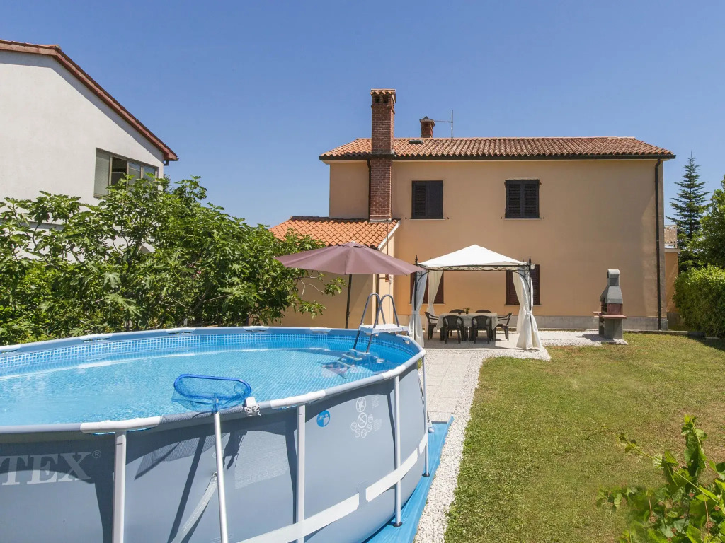 Apartment Paola