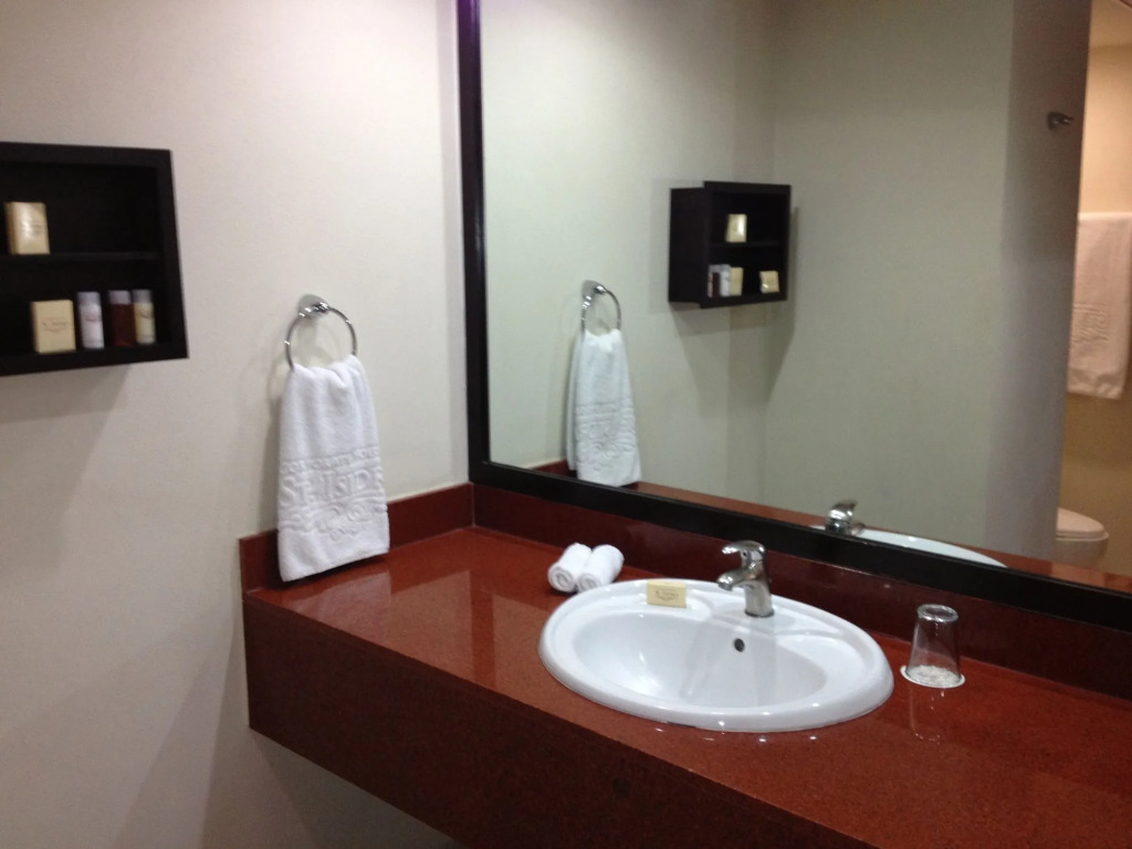 St Isidro Suites Corporate Housing SPA & Wellness Center
