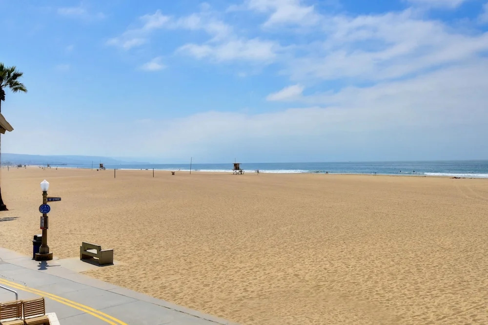 1904 W Ocean Front Grec 3 Bedroom Home