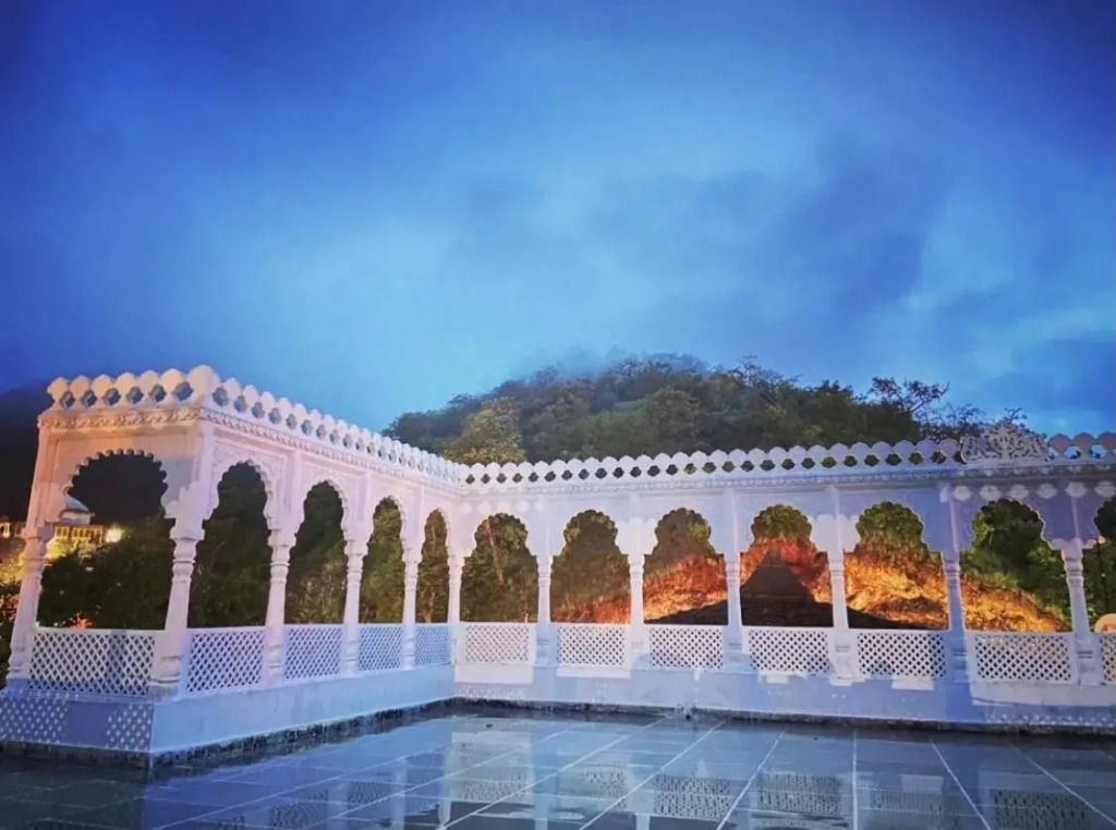 Dollar Villa Resort
