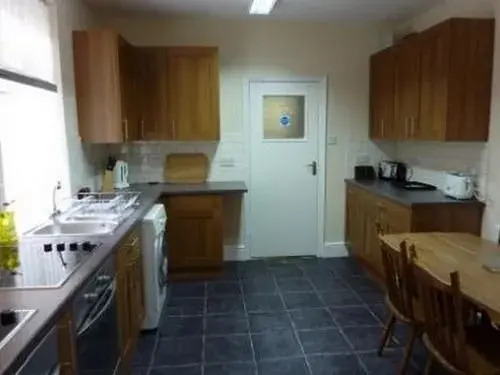 Glenville House