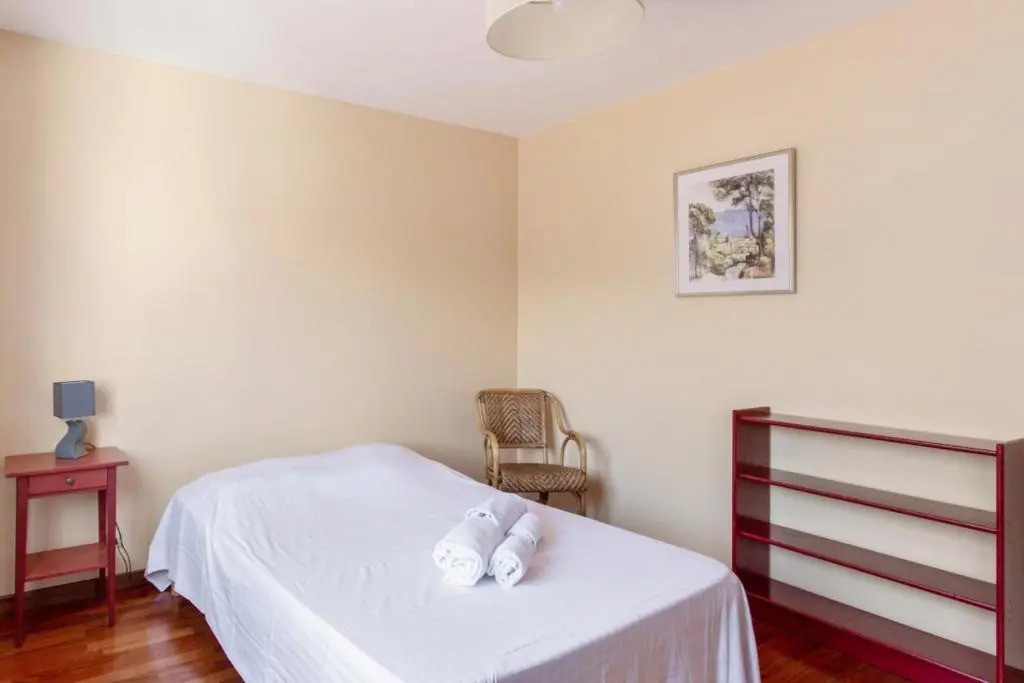 Nice flat w balcony and garage in Nice 5 min to the station - Welkeys