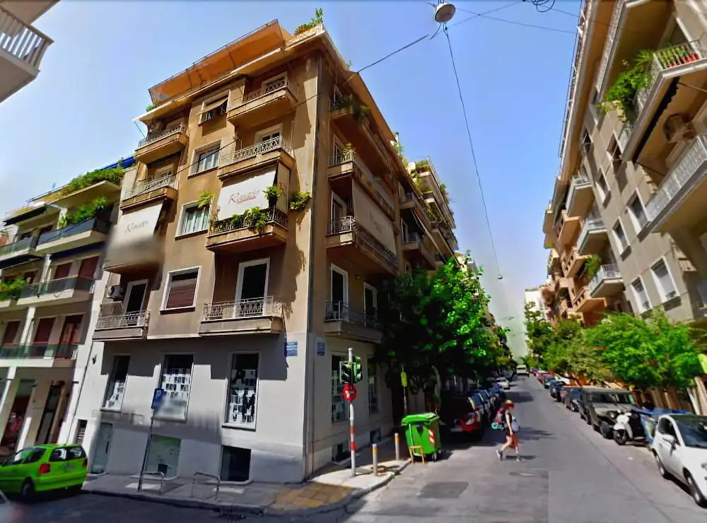 Kolonaki Semi Underground Loft