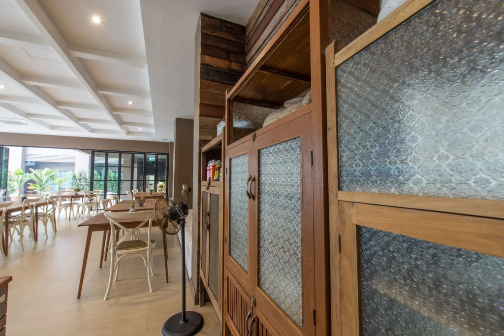 Brown House Hotel