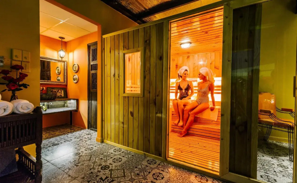 M Village Hotel Premier Thi Sách, a brand of Modern Village Lifestyle