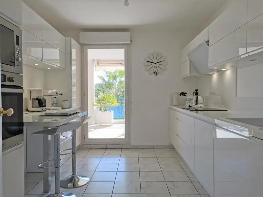 Appartement Cannes la Bocca, 3 pièces, 4 personnes - FR-1-609-12