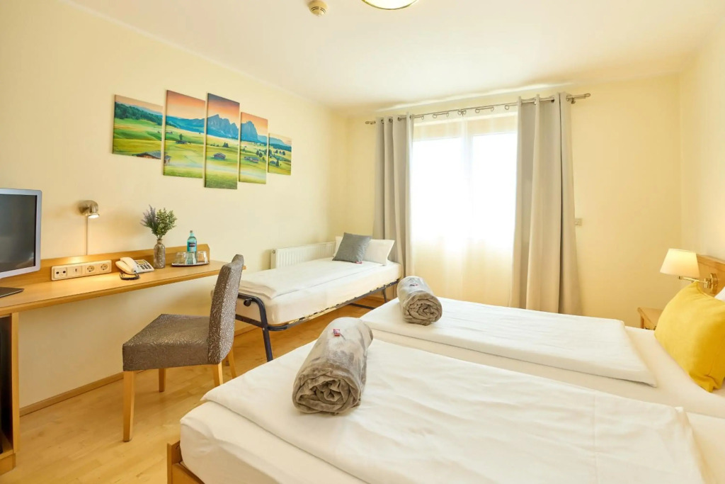 Airport-Hotel Fortuna