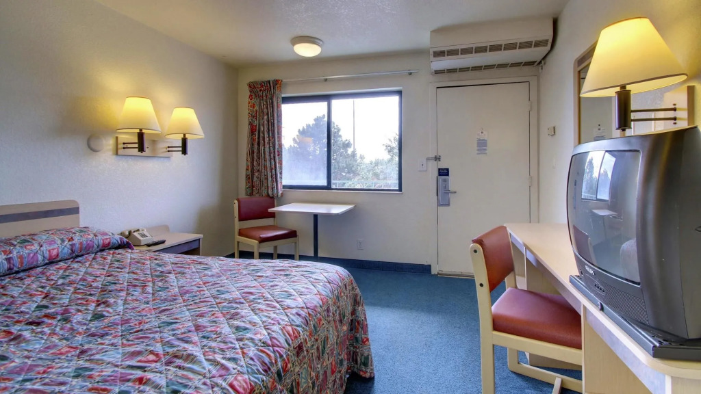 Motel 6 Sioux Falls