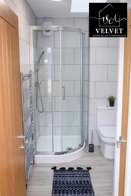 1 Bed House , Free Wifi,Free Parking,Leasure,Business