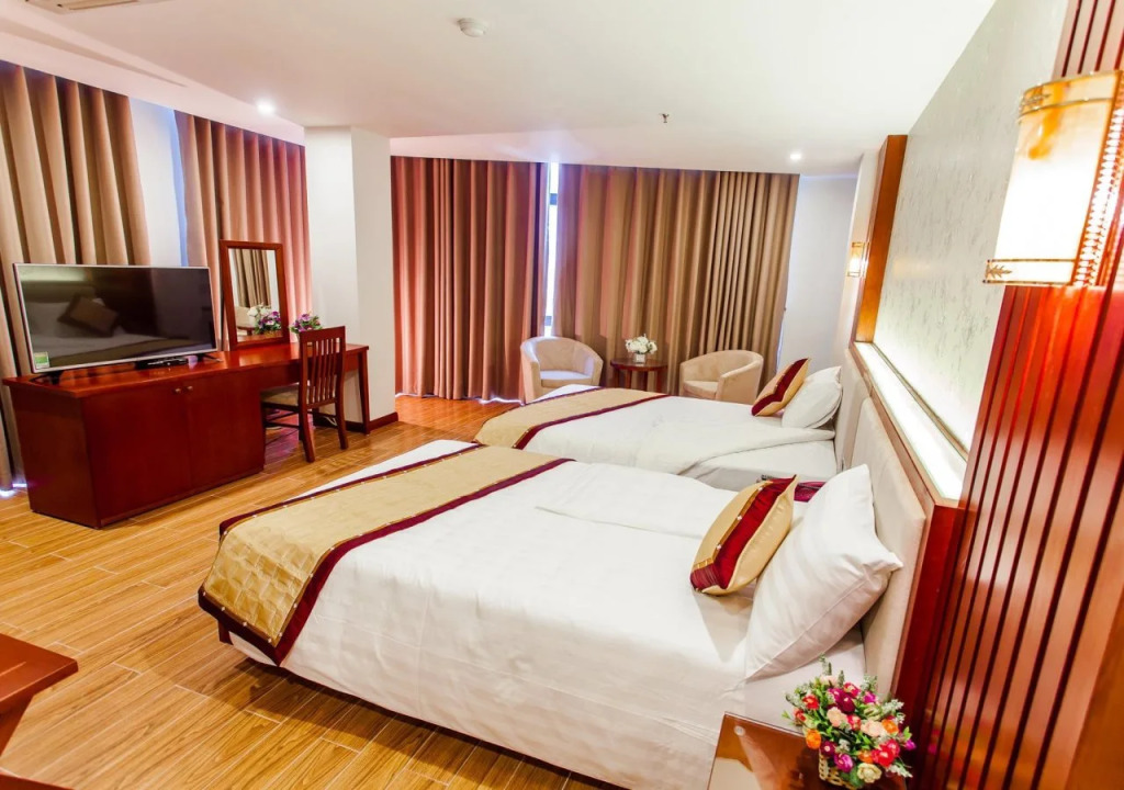 Tu Son Luxury Hotel
