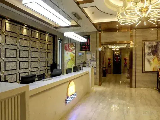 Penghu Hotel (Shenzhen Pinghu Metro Station)