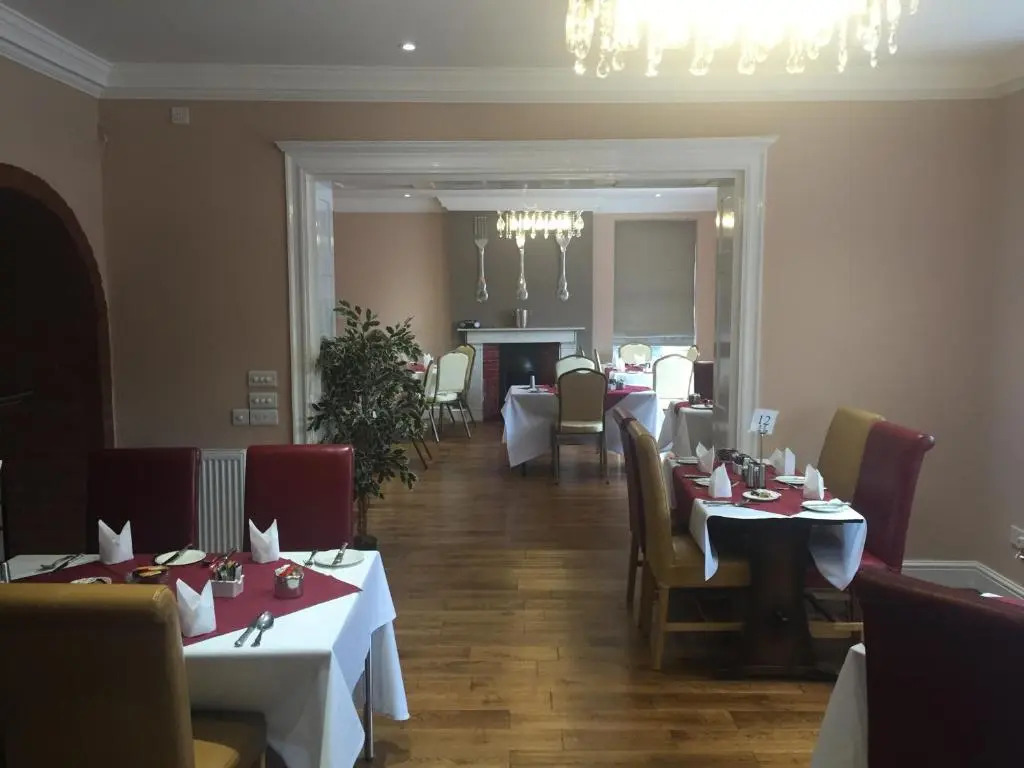 Royal Hotel