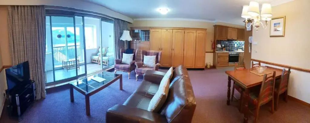 Loch Rannoch Red Deer Lodge 7
