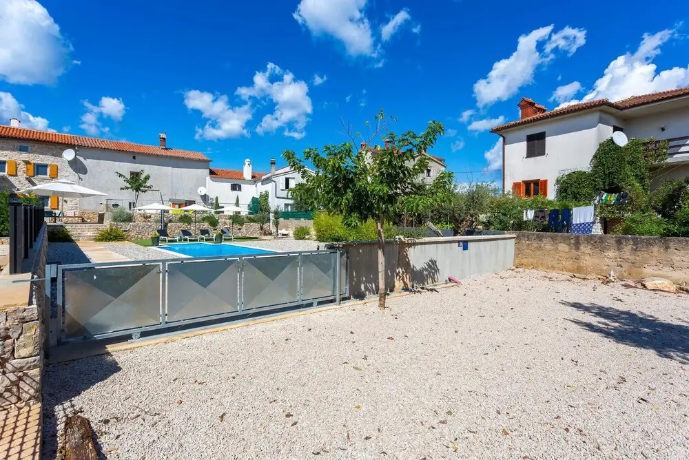 Beach Front Home In Brzac