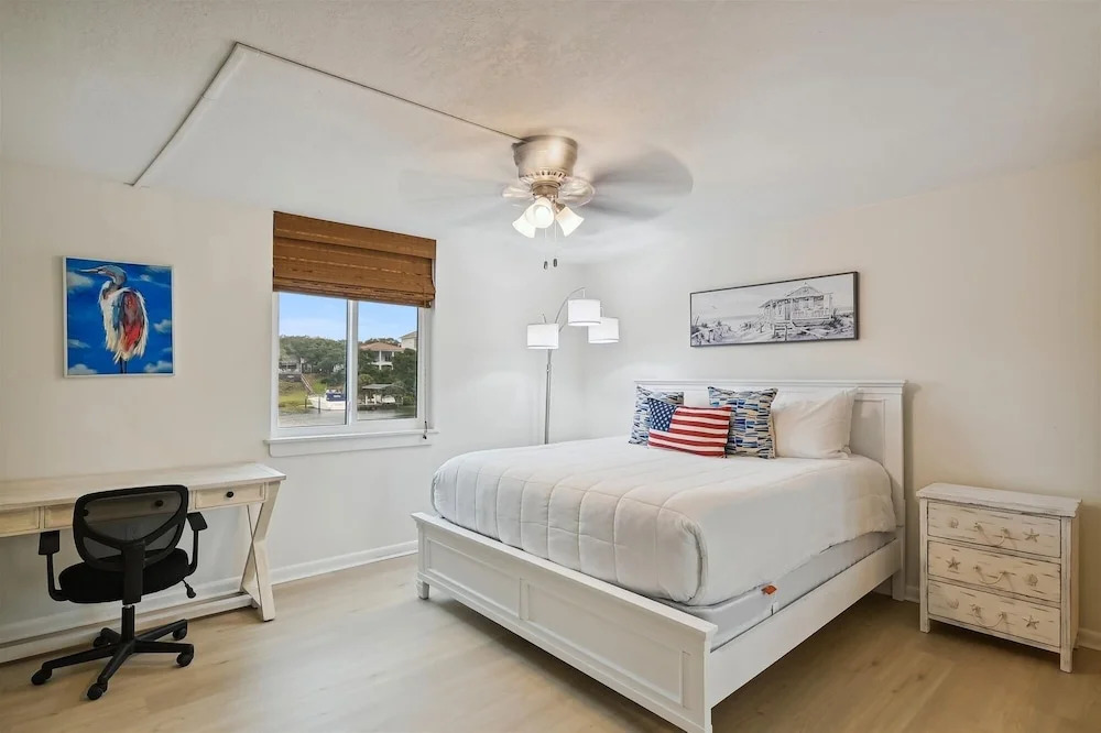 Dolphin Point 203c 2 Bedroom Condo by RedAwning