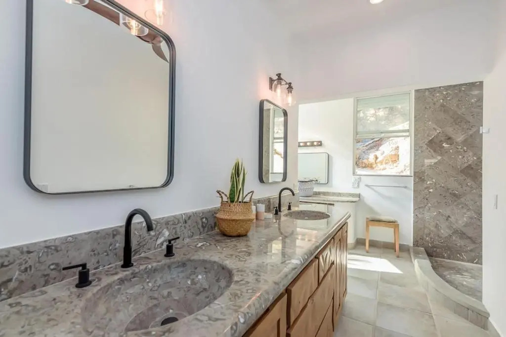 The one and only Pedregal Hollywood House