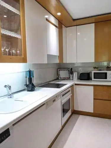 GRAN MARBELLA APARTMENTS by Coral Beach