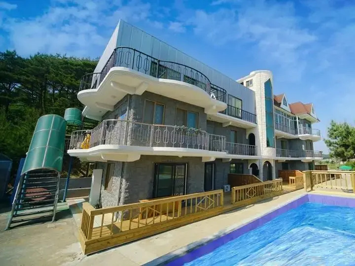 Blue Pension