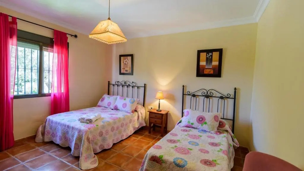 Casa El Torcal Antequera - La Higuera by Ruralidays