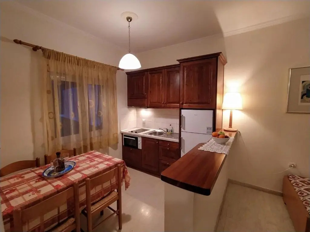 Thomas Apartments