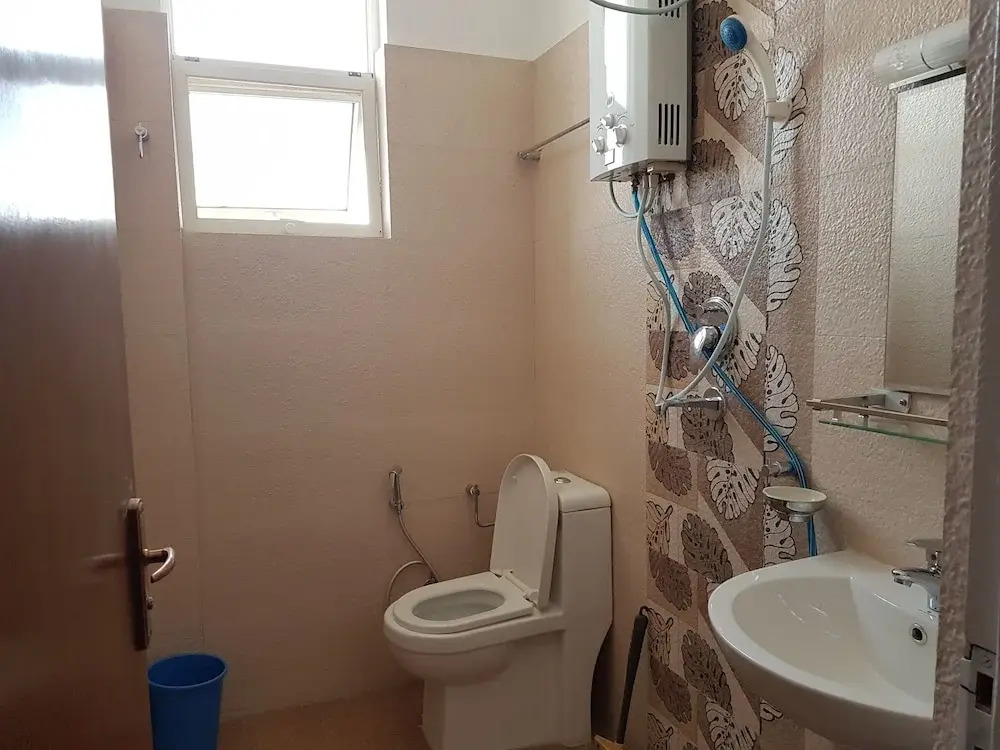 Sun Apartment & Guest House