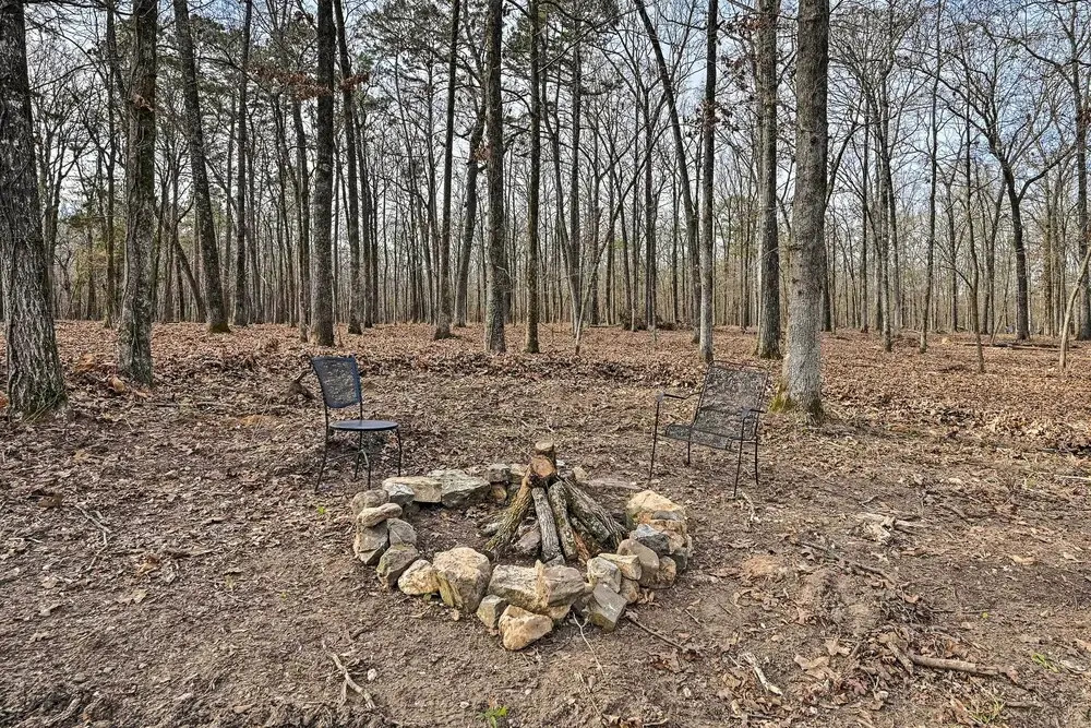'hidden Oaks' Broken Bow Vacation Rental, Pets OK!