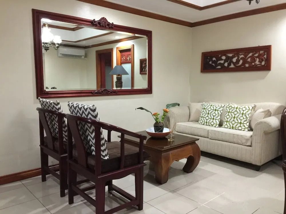 1 Br Robinsons Place Manila - Rpr 09