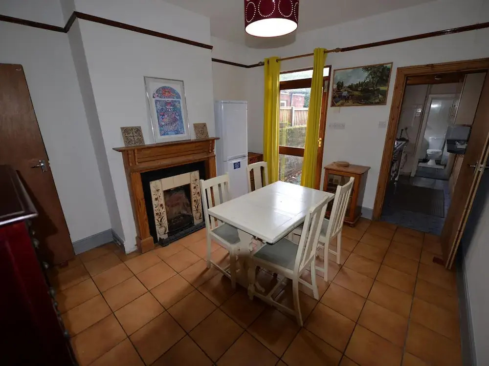 Alluring Holiday Home in Coventry near Herbert Art Gallery