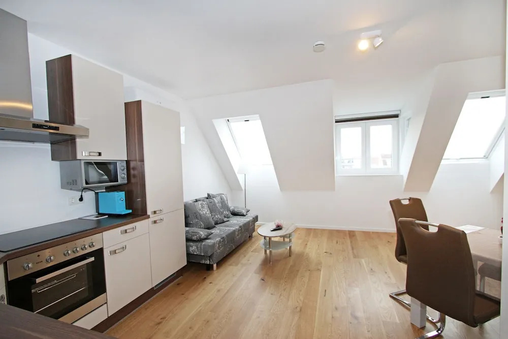 Christiano Apartments