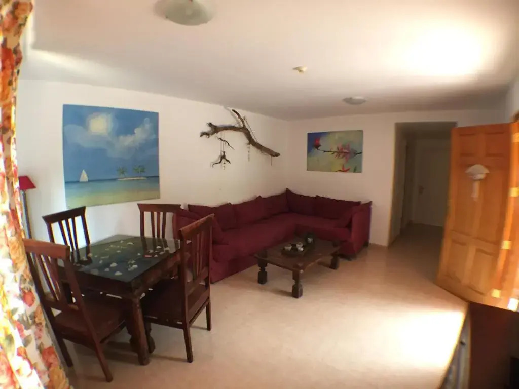 Corralejo Oasis Tamarindo Dońa Laura 69b WI FI, smart TV, portico, piscina