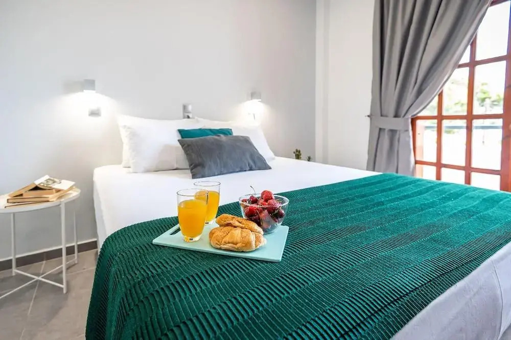 Jonathan City Apartment
