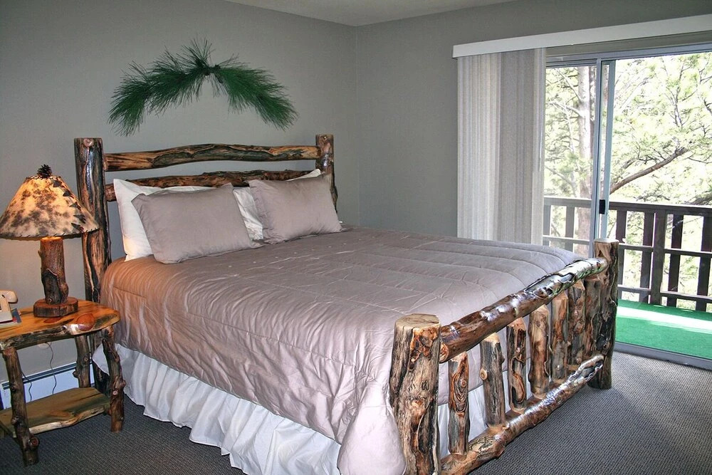 Fawn Valley Inn: 302