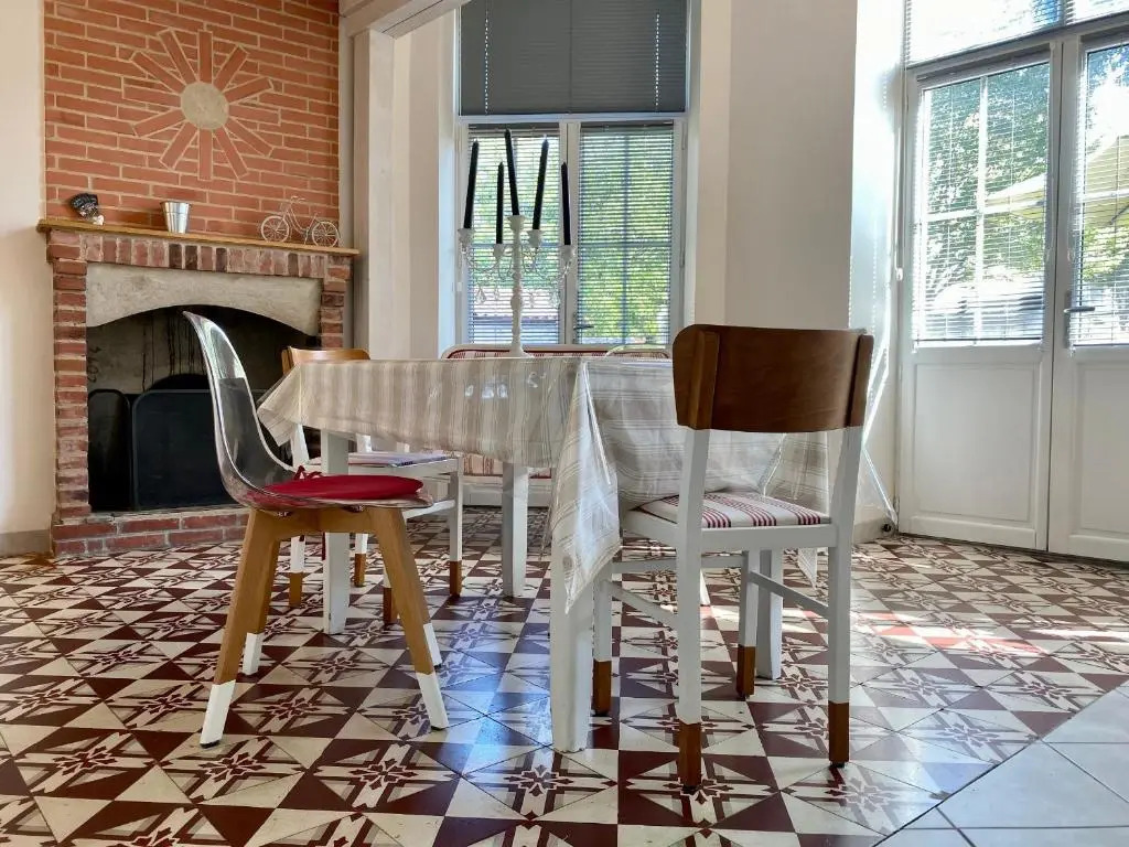 Gîte urbain de charme avec terrasse, vélos et équipements bébé, à 10 min de Nantes - FR-1-306-802