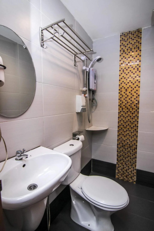 Rose Cottage Hotel Taman Nusa Cemerlang