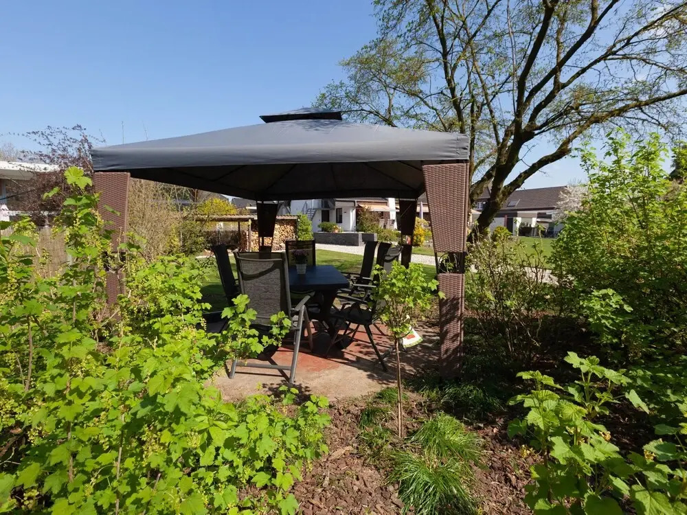 Large Apartment with Private Terrace near Kleve & Goch