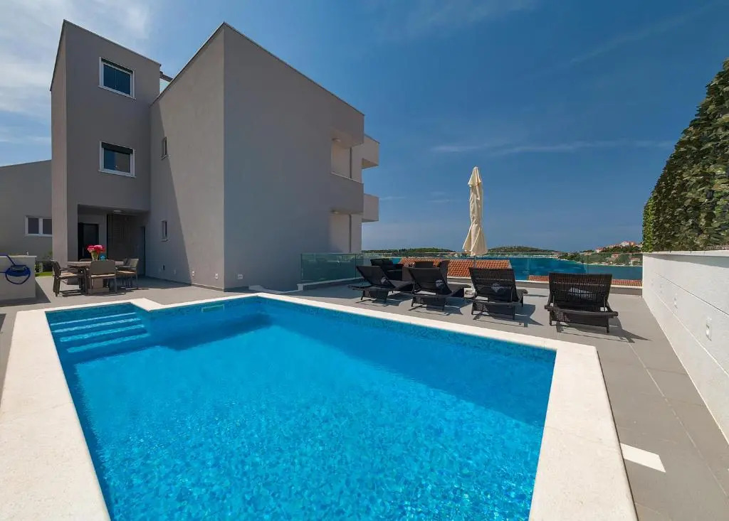 Apartments Sun Rogoznica