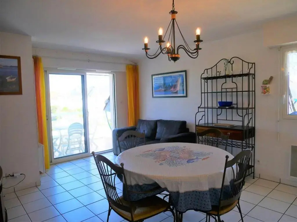 Appartement Quiberon, 3 Pièces, 4 Personnes - Fr-1-478-126