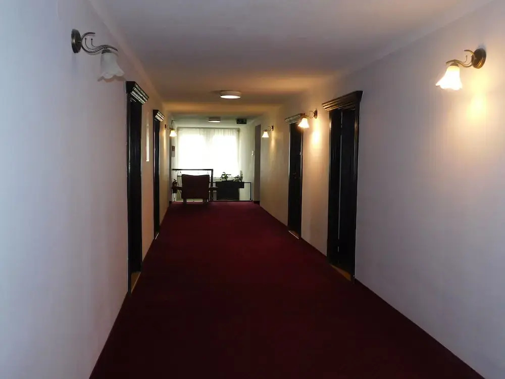 Korona Rooms