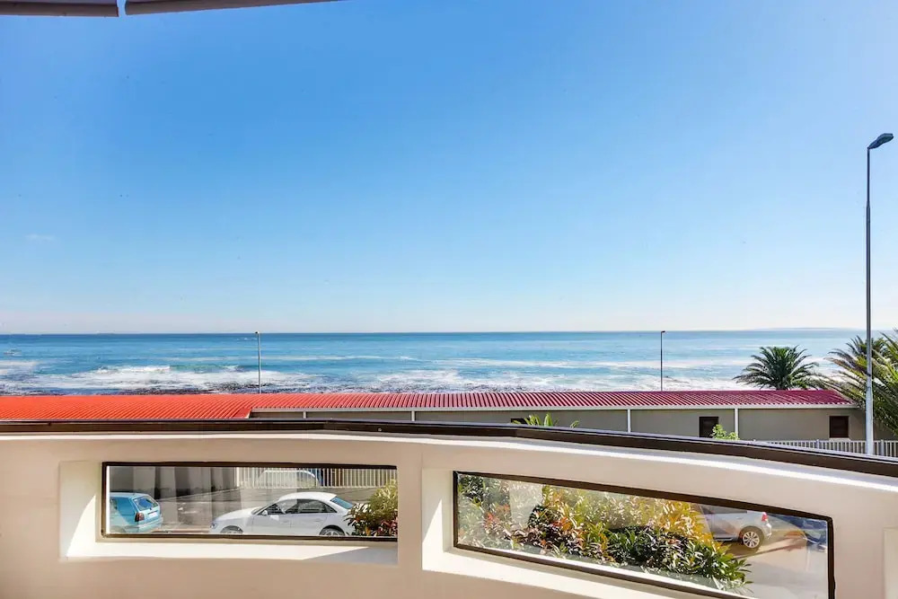 Sea Point Kingsgate Apartment