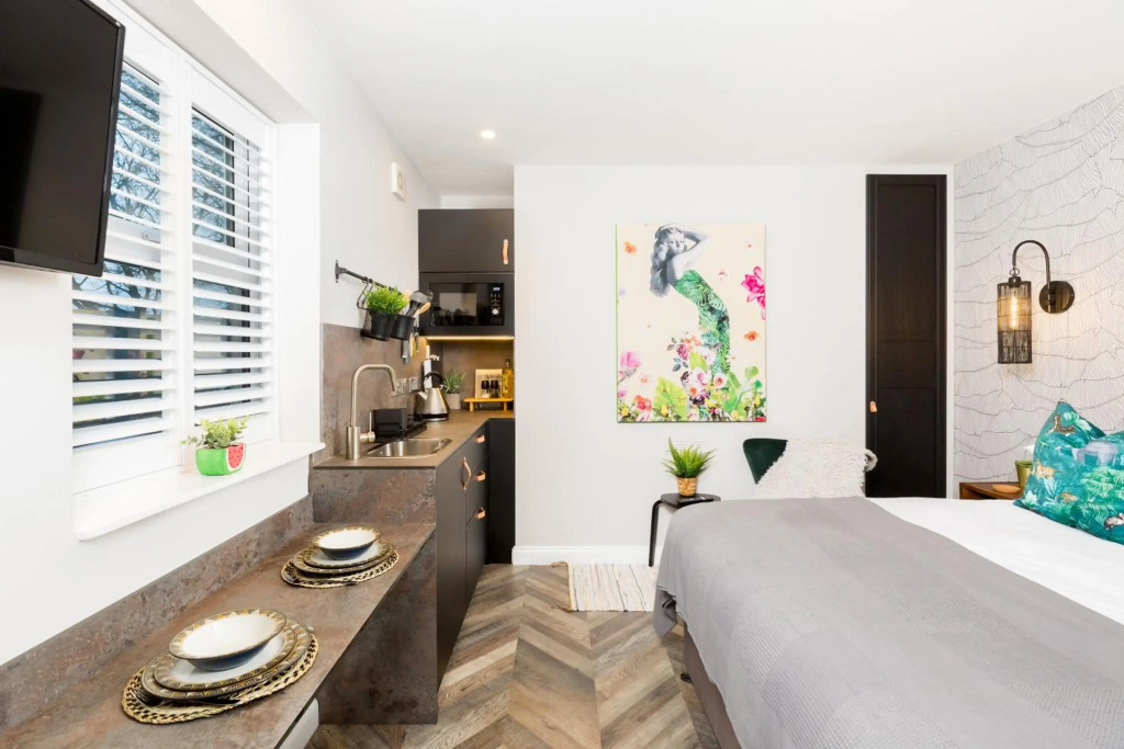 The Shirt Factory Apartments
