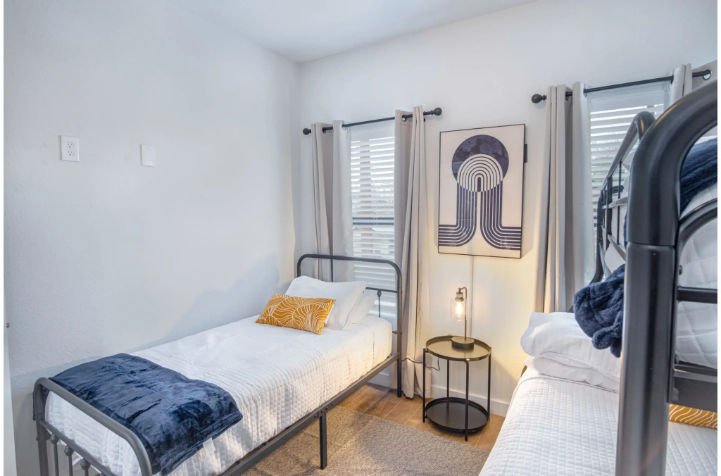 Brand NEW Stylish 3BR 2BA Near Exciting Downtown