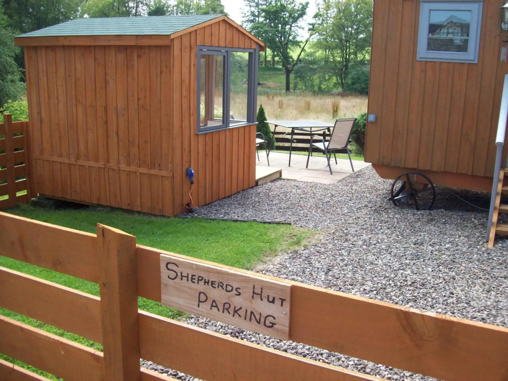 Waterloo Farm Shepherds Hut Glamping